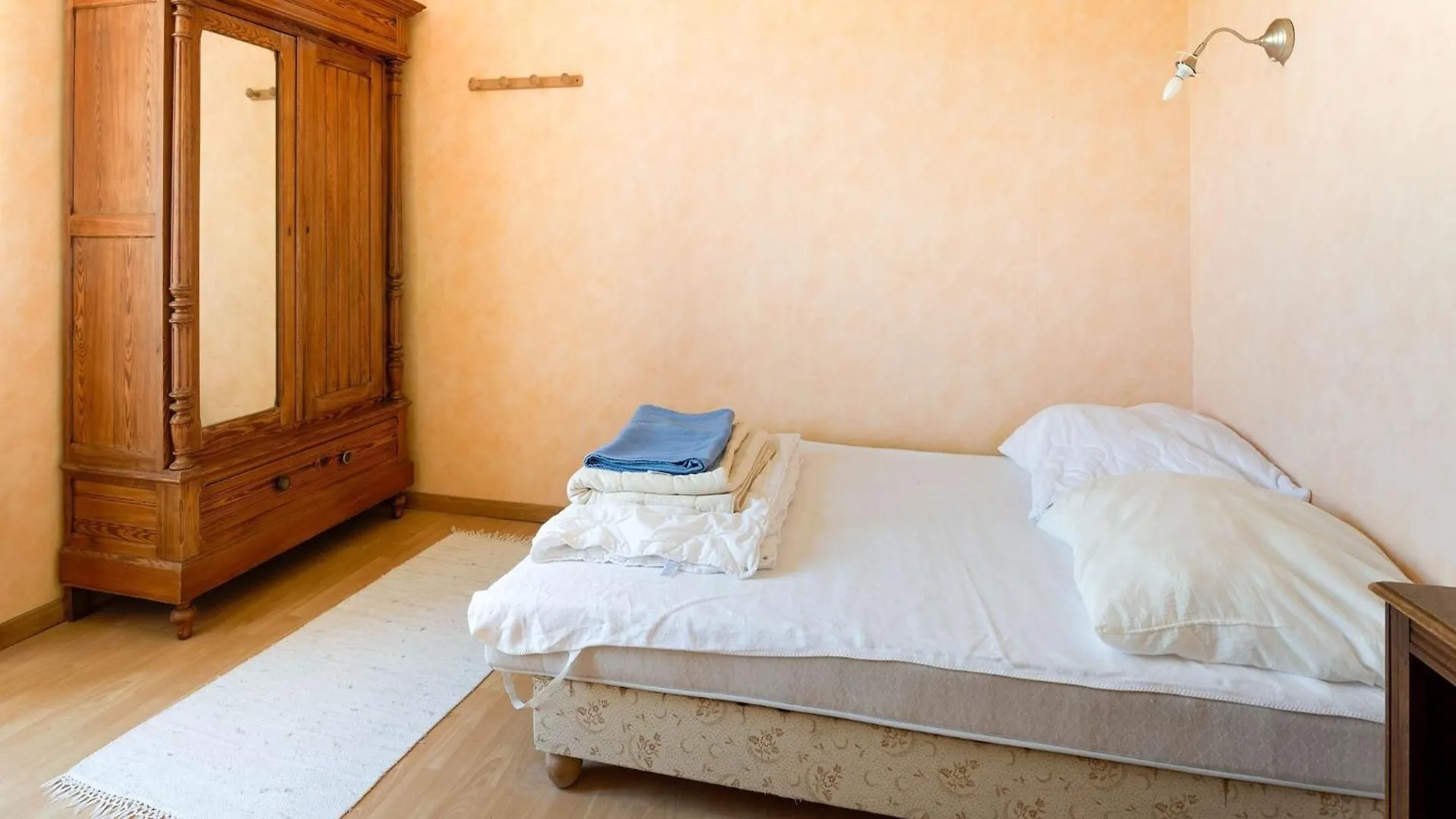 Spacious Villa With Private Pool And Garden, Cleaning Included Le Pouldu Apartman