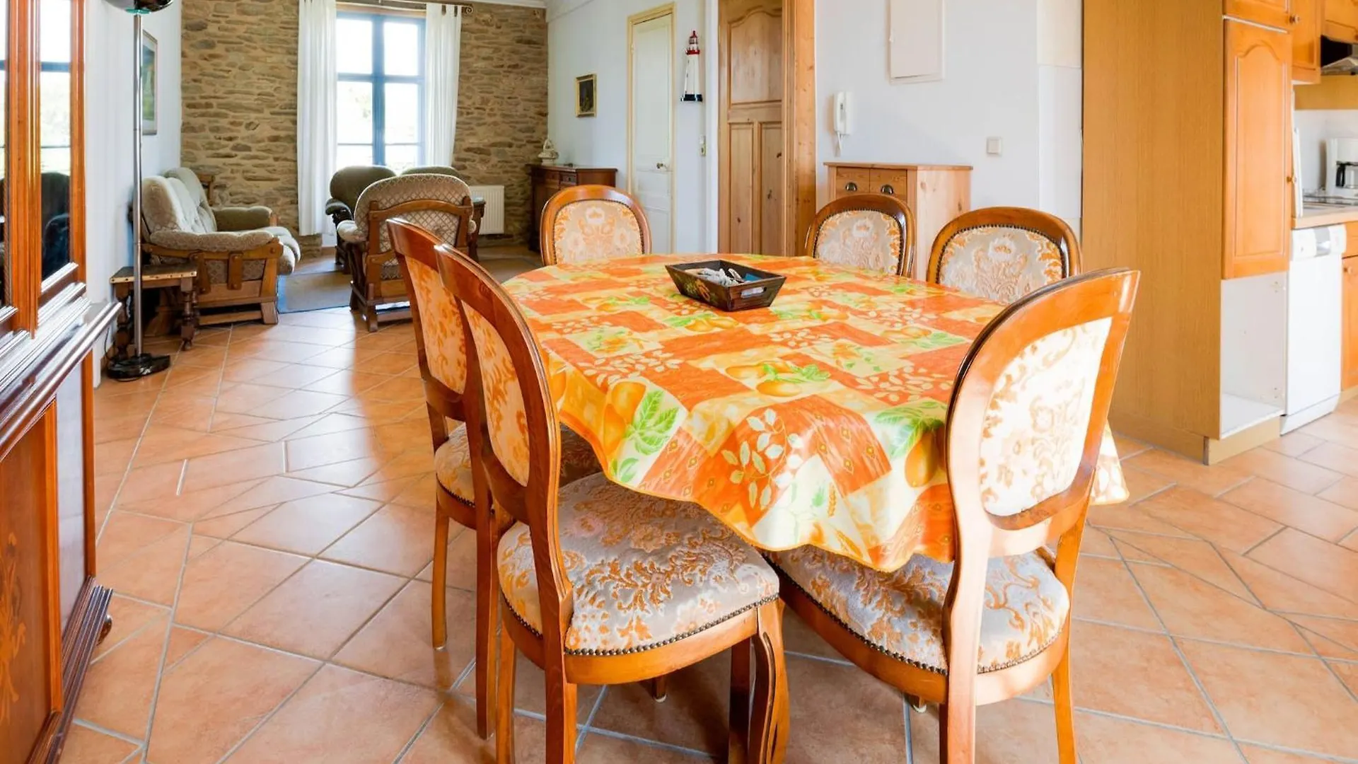 Spacious Villa With Private Pool And Garden, Cleaning Included Le Pouldu